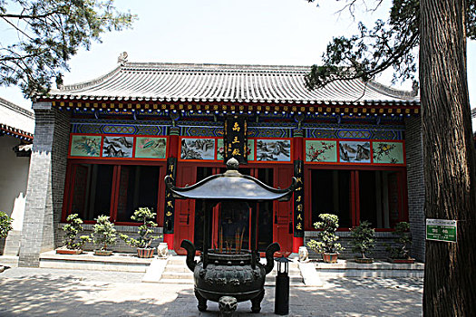 tìm mua nhà tại móng cái
