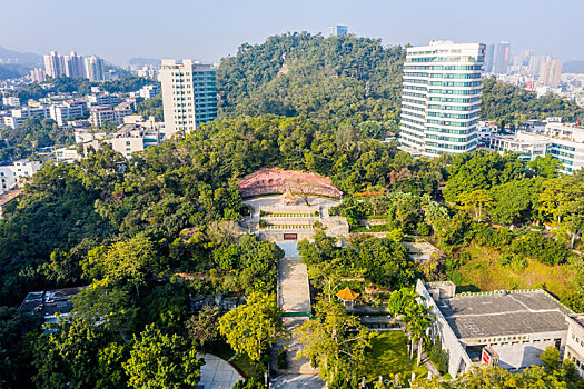 lo bach thu khung ba ngay